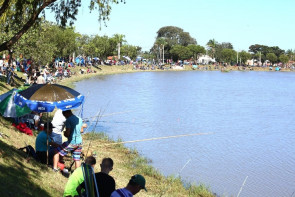 Pesca está liberada, domingo, nos lagos  do Rego D'água e Antenor Martins
