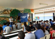 Alunos da escola Padre Anchieta, da Vila Formosa, assistiram à palestra