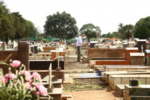 Cemitérios de Dourados estão prontos  para receber visitantes no Dia de Finados