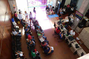 Prefeita sanciona nova lei do Refis