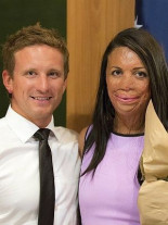 Mulher que teve 65% do corpo queimado vira inspiração por amor verdadeiro