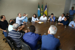 Por unidade em Dourados, prefeita Délia  recepciona presidente do Hospital de Barretos