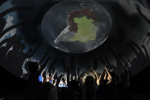 Planetário Itinerante atendeu mais de  1400 pessoas das comunidades escolares