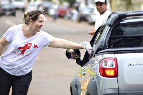 Dia D de Prevenção à Aids inicia ações  do 'Dezembro Vermelho' em Dourados