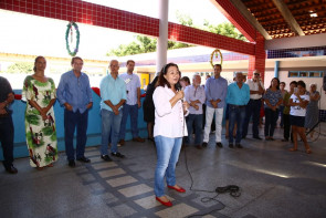 Délia inaugura Ceim's e destaca  compromisso com a população