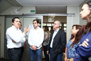 Secretário anuncia reabertura de Hospital de Cirurgias e  diz que Estado estuda repactuação para a macrorregião