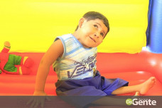 Alessandro Ferreira, uma criança alegre, apaixonante e guerreiro!