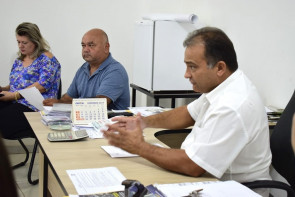 Semsur reúne donos de postos de  combustíveis para recomendações