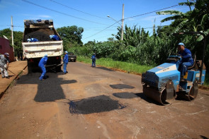 Tapa-buraco segue cronograma de trabalho conjunto