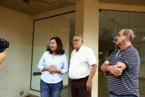 Prefeita assina convênio para  reforma do Centro Homeopático