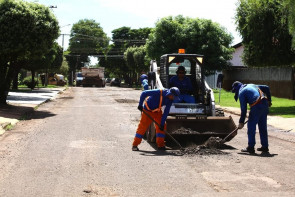 Tapa-buraco avança com mais  três frentes e cobertura amplia