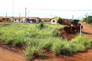 Semsur limpa áreas públicas no Dioclécio e Harrisson