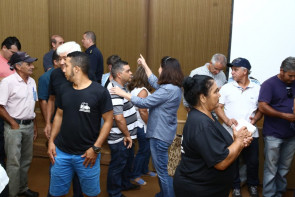 Délia buscará recursos para recuperar  toda a malha asfáltica de Dourados