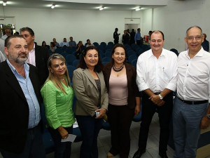 Com várias autoridades prefeita Délia Razuk participa de encontro sobre Porto de Concepción, em Ponta Porã