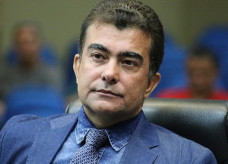 Impasse sobre a falta de médicos e professores precisa ser resolvido pela Prefeitura, diz Marçal