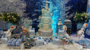 Menina ganha festa dos sonhos depois de foto virilizar na internet