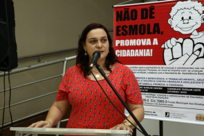 Campanha "Não dê esmola, promova a cidadania"  é lançada; imposto pode ser destinado a serviços