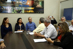 Prefeita reconhece empenho de  Henrique Prata em prol da  Unidade do Câncer para Dourados