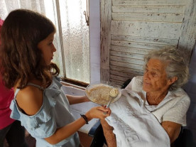 Dentistas atendem 5 mil idosos em ação social