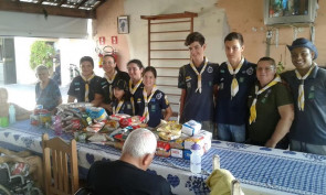 Escoteiros promovem campanha de arrecadação de alimentos em prol do Lar do Idoso