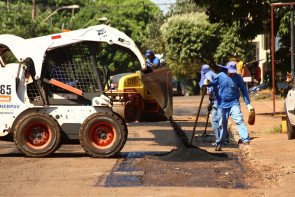 Prefeitura completa mais 72 mil  metros quadrados de tapa-buraco