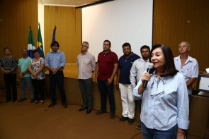 Prefeitura entrega escritura de imóveis  a beneficiários de 13 loteamentos sociais