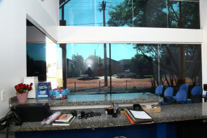 Prefeitura encaminha instalação de  ar-condicionado em recepção de UBSs