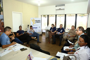 Prefeitura debate Maio Amarelo junto a instituições parceiras