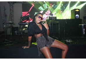 Ludmilla convidou vários famosos para sua festa de aniversário