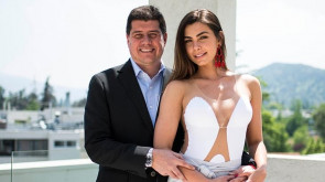 Filha de Datena se casou na praia