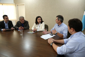 Prefeita recebe investidores que preparam instalação de Centro Logístico de insumos