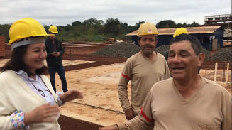Prefeita visita obras do Residencial Estrela Guassu que inicia a construção de mais 200 unidades populares em Dourados
