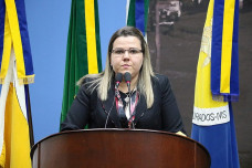 Daniela Hall participa de campanha do Hemocentro de Dourados