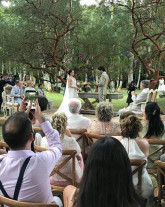 Isis Valverde se casou-se  com André  Resende em uma cerimônia linda; Veja fotos
