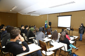 Alunos do IFMS participam de capacitação na Prefeitura