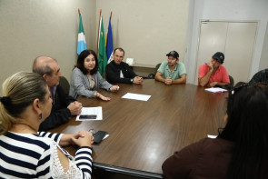 Délia recebe moradores do Parque dos Jequitibás  e apresenta investimento de R$ 3 milhões