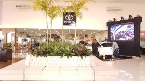 Douramotors Dourados realiza lançamento do novo Toyota Yaris