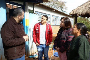 Prefeita Délia visita Missão Univida