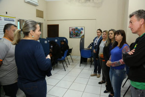 Alunos de curso técnico conhecem estrutura e serviços do Procon