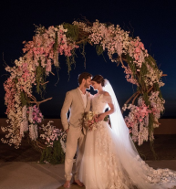 Camila Queiroz e Klebber Toledo se casaram; Veja os detalhes desta festa