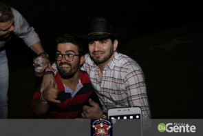 Cantor Loubet agitou convidados no camarote do 'Crystal Encontra' em Dourados
