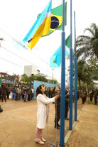 Prefeita Délia Razuk acende a  Chama da Pátria na Praça Antônio João