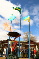 Prefeita Délia Razuk acende a  Chama da Pátria na Praça Antônio João