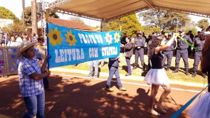 Macaúba recebeu desfile em homenagem ao dia da independência e Délia é homenageada