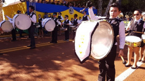 Macaúba recebeu desfile em homenagem ao dia da independência e Délia é homenageada