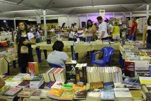 II Flido terá shows, peças teatrais e debates promovendo o cenário literário douradense