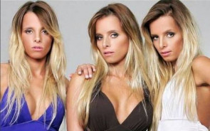 Trigêmeas chamam atenção na web por serem idênticas e saradas