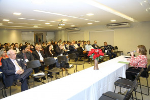 Délia destaca Procon de Dourados como  referência em MS durante Encontro Estadual