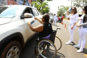 Blitz do Dia Nacional da Luta das Pessoas com Deficiência marca Expotrânsito em Dourados