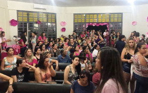 Programação do Dourados Rosa lota  Unidade de Saúde do Santo André